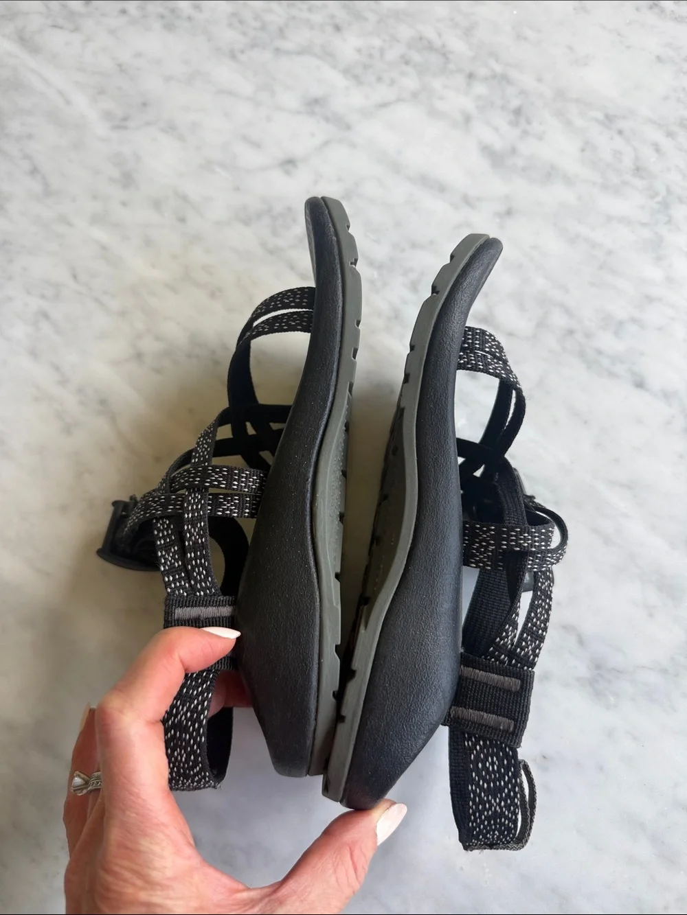 Chaco color hugs